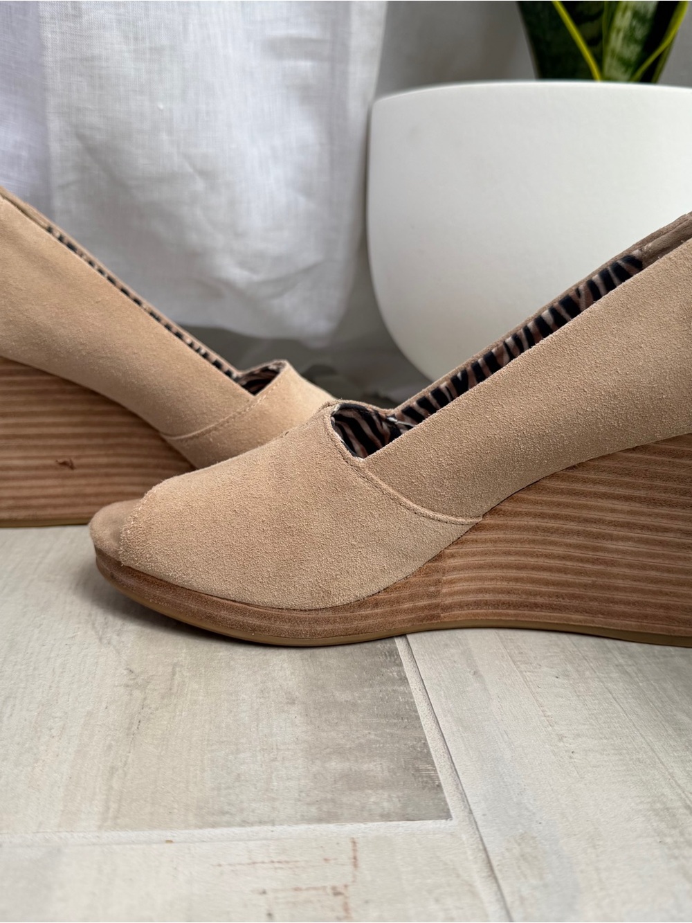 Toms Tan Michelle Wedge Heels